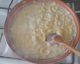 Sycący Makaron z Ciągnącym Serem krok przepisu 2 zdjęcie