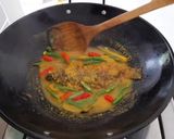 Foto langkah ke 10 dari resep Ikan Mujair Bumbu Kuning.