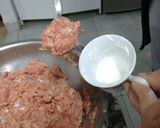 Foto del paso 3 de la receta: Albóndigas en salsa portuguesa muy faciles