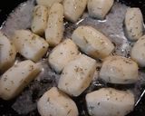Foto langkah ke 3 dari resep Kentang Chateau.