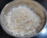 Foto langkah ke 1 dari resep Stik Kentang Keju.
