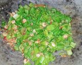 Foto langkah ke 4 dari resep Tumis Sawi Pahit Semi Pedas.