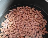 A picture of step 1 of Rajma.