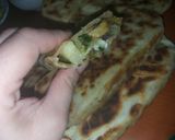 صورة لخطوة 3 من وصفة خبيزات 🌯 محشيين بنة 😋 وخفة ولا اروع 👌😍