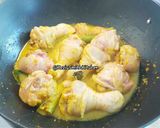 A picture of step 5 of Opor Ayam.