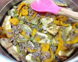 صورة لخطوة 4 من وصفة منزلة شرايح الكوسا بالبندورة🍅
