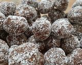 Kókuszgolyó recept fázis 2 fotója