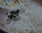 Foto del paso 6 de la receta: Pechugas en wok salteadas al vino blanco