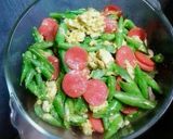 Foto langkah ke 3 dari resep Tumis buncis telur.
