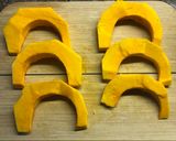 A picture of step 2 of Maple cinnamon squash - vegan.