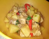 Foto langkah ke 3 dari resep Ayam Kentang Goreng Mentega.