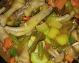 Foto langkah ke 7 dari resep Oriental soup jamur champignon | Chinese food court.