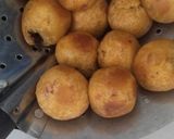 Foto langkah ke 4 dari resep Bola Ubi Isi Coklat.