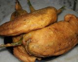 A picture of step 3 of Mirchi vada.