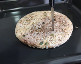 Foto del paso 5 de la receta: Pan casero árabe con semillas
