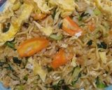 Foto langkah ke 5 dari resep Minas Jahe (Mie+nasi Goreng).