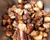 Foto del paso 1 de la receta: Falso chucrut (pechito de cerdo con repollo blanco)