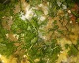 A picture of step 3 of Moong daal pakoda.