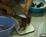 Hình bước làm 1 của món Cua sốt trứng muối