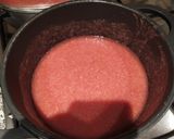 Foto del paso 1 de la receta: Mermelada de fresa, pera y coco