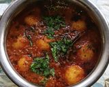 A picture of step 4 of Lasaniya Bateta (Spicy Baby Potato With Garlic).
