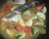 Foto langkah ke 5 dari resep Pindang Koyong Ikan Layang-layang.