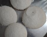 A picture of step 1 of Quick idli fry.