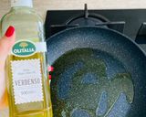 Rántotta bazsalikommal és sonkával recept fázis 2 fotója