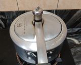 A picture of step 10 of White matar chole.