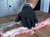 Bánh Mì Sườn Xá Xíu Khổng Lồ