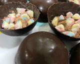 A picture of step 5 of Hot Chocolate Bombs.
