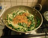 A picture of step 4 of Spinach Keerai koottu.