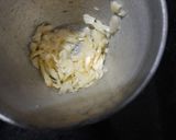 ગાર્લિક બ્રેડ (Garlic Bread Recipe In Gujarati) રેસીપી સ્ટેપ2ફોટો