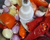 Foto langkah ke 2 dari resep Sambal Cumi Pete.