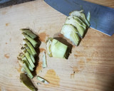 Foto del paso 1 de la receta: Alcachofas salteadas con chorizo y brandy