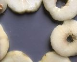 Foto del paso 4 de la receta: Ensalada de fruta fresca,frutos secos y un toque de chía
