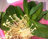 Foto langkah ke 1 dari resep Tom Yum.