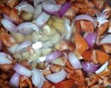 A picture of step 1 of Chicken palak.