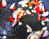 Foto del paso 2 de la receta: Sopa de pollo con macedonia de verduras