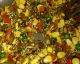स्‍प्राउट्स मूंग दाल,कॉर्न,मशरूम बाइट (Sprouts moong dal,corns,mushroom bites recipe in hindi) रेसिपी चरण 3 फोटो