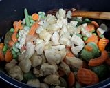 Foto del paso 5 de la receta: Menestra de verduras con pollo