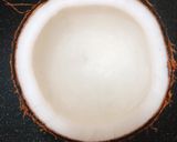 Hình bước làm 2 của món Thịt Kho Dừa