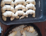 Foto del paso 7 de la receta: Medialunas de manteca