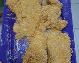 Foto langkah ke 4 dari resep Chicken katsu with salad.