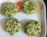 A picture of step 3 of Oats Tikki.