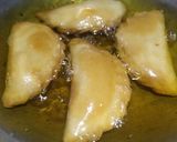 पनीर स्टफ्ड गुजिया (paneer stuffed gujiya recipe in Hindi) रेसिपी चरण 7 फोटो