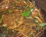 小藥膳狗尾草燉雞的食譜步驟1照片