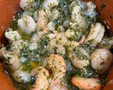 Foto del paso 2 de la receta Tortilla de gambas y cebolla en Airfryer Cosori