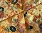 Homemade Pizza 🍕 recipe l রেসিপির ধাপ 3 ছবি