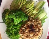 Foto del paso 5 de la receta: Arroz Integral con Vegetales Crudos 🍚🥦🥒🥑